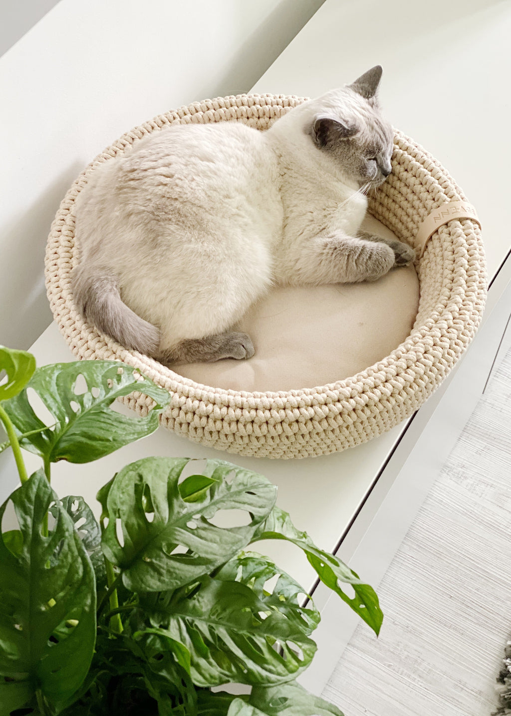 Labbvenn Coco luxe kattenmand beige - natuurlijk materiaal