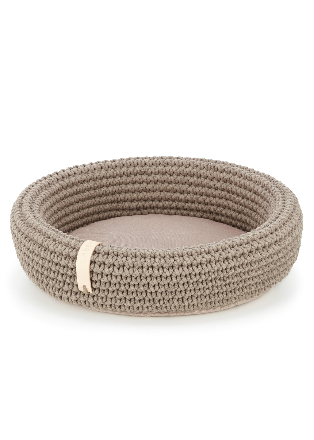 luxe bruine kattenmand Labbvenn Coco – design kattenmand Saar & Lou