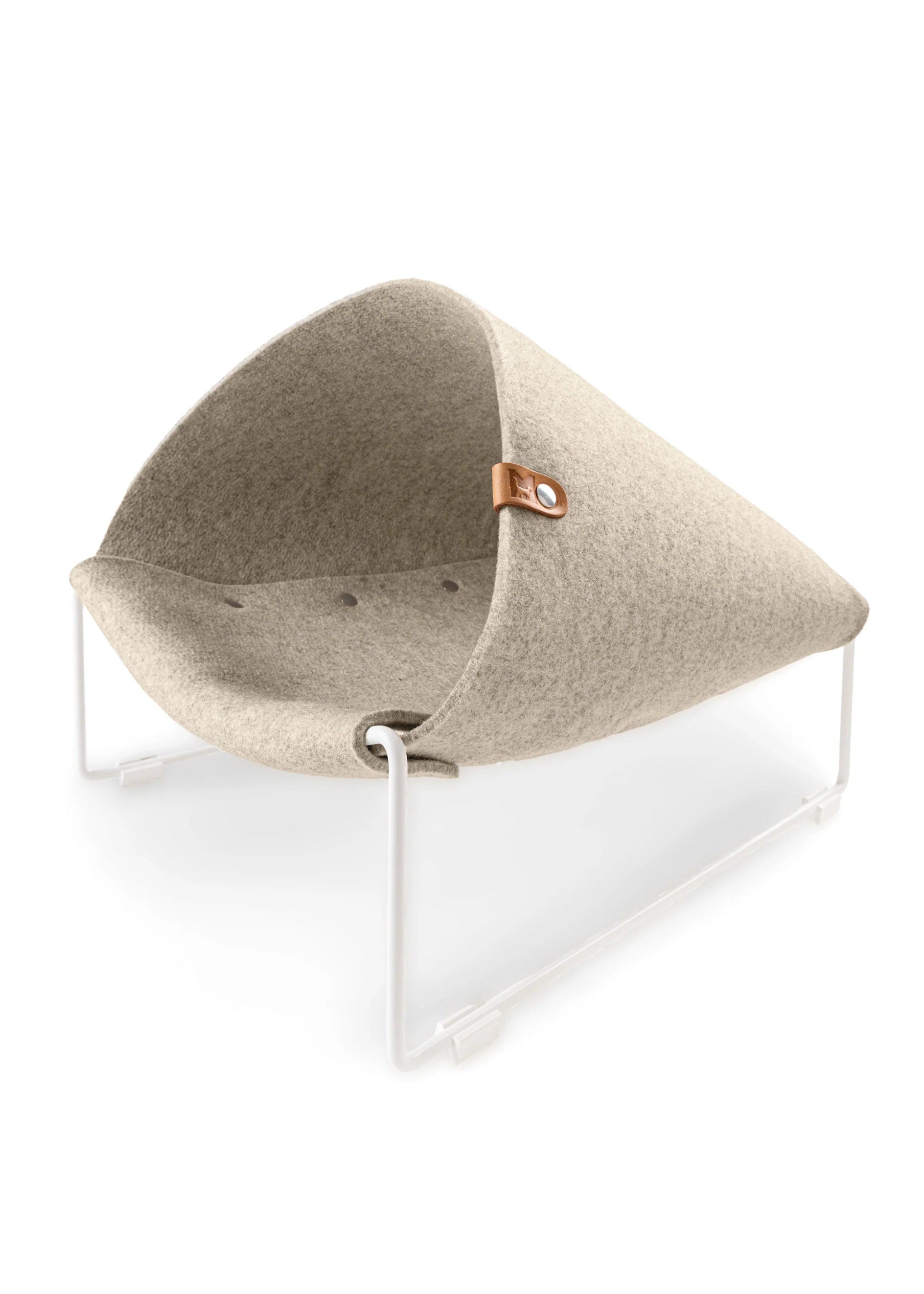 verhoogd kattenbed beige als cocon – MiaCara Loggia design