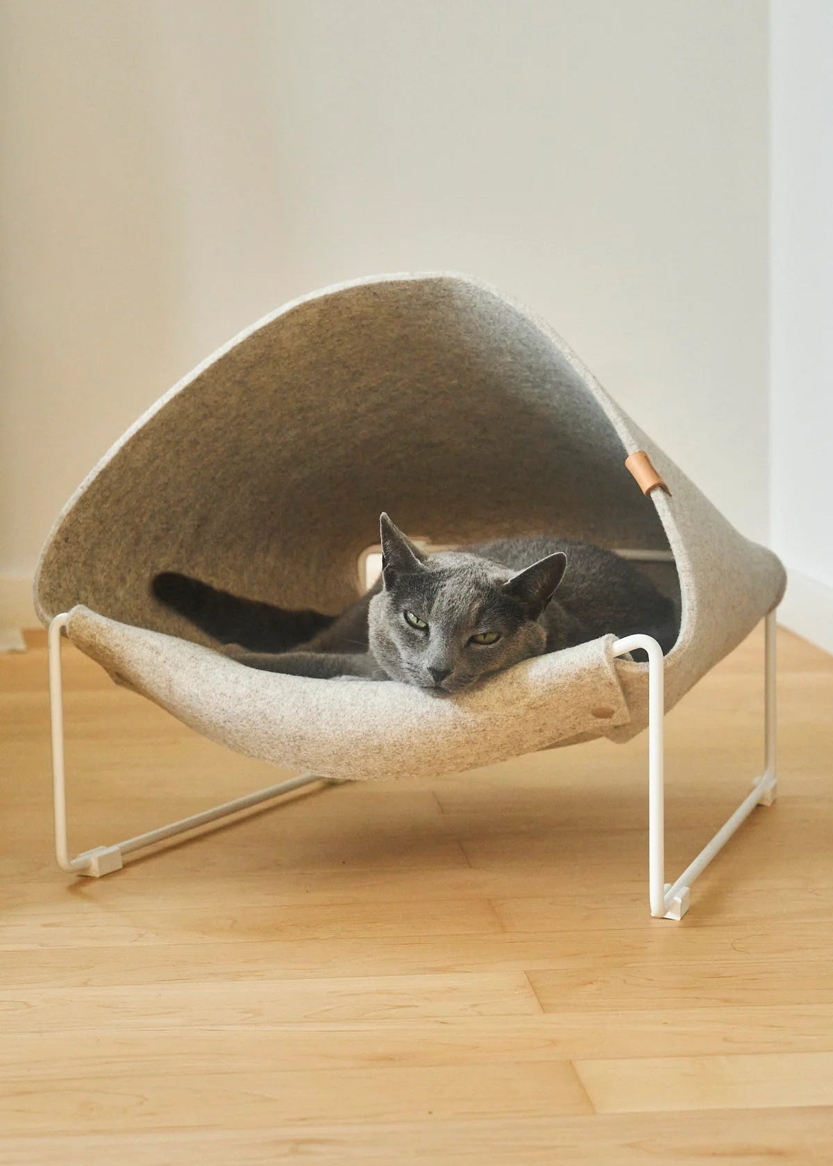 kattenbed van wolvilt beige met structuur – MiaCara Loggia kattenmand